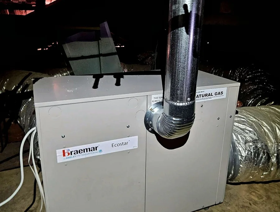 Ducted gas heater unit installed by RHINO