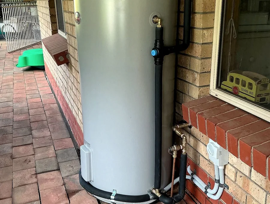 Hot water storage system installed by RHINO